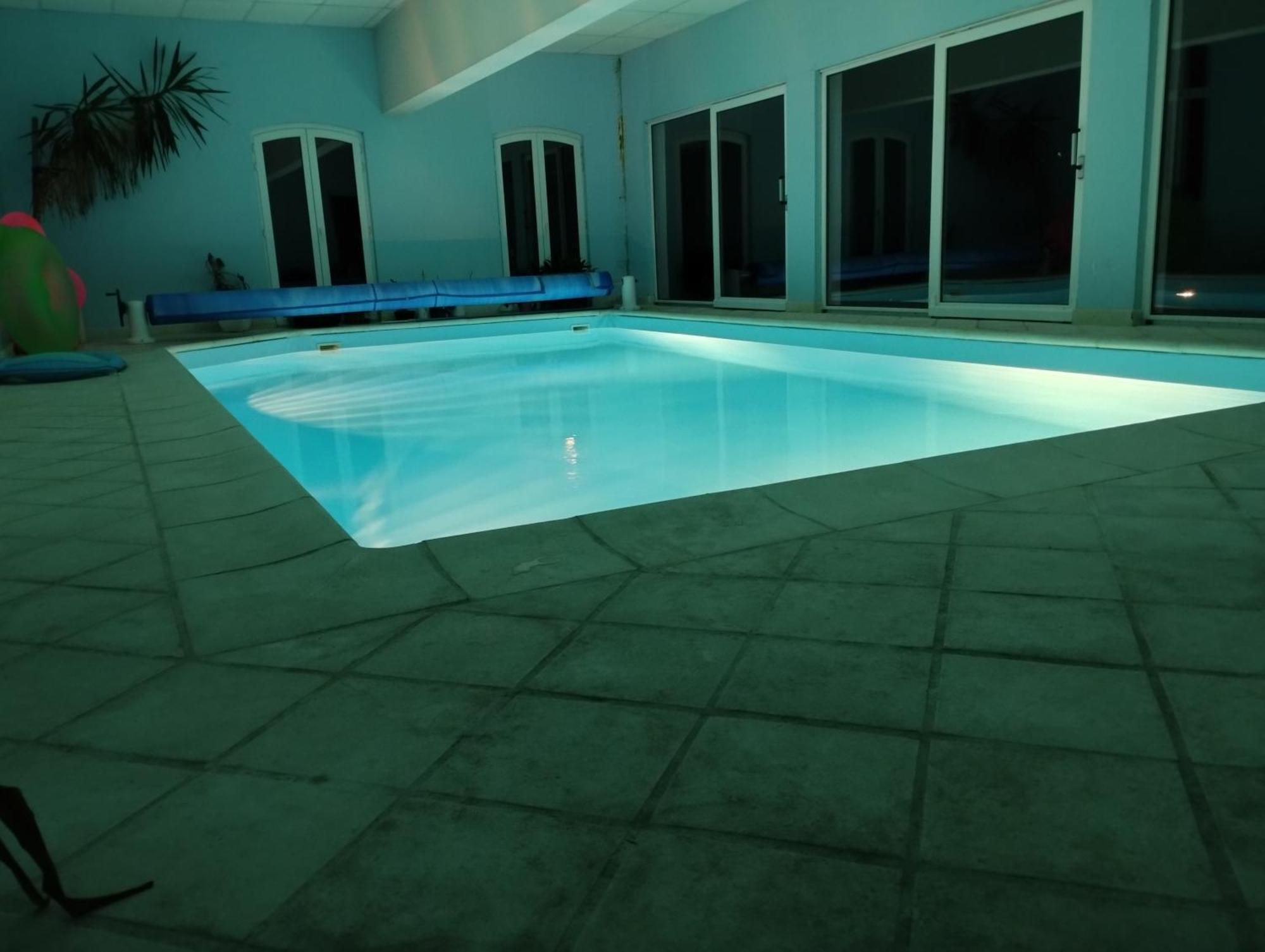 Gite "Fils Et Cotons" Piscine Interieure Chauffee A L'Annee Et Sauna Prive Celles-sur-Plaine エクステリア 写真